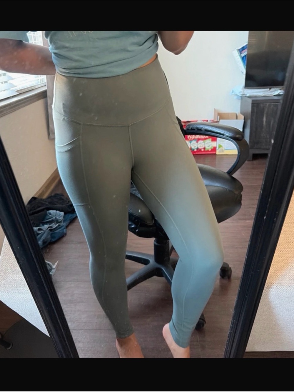 Yogalicious Olive Green High-Rise Leggings with Side Pockets